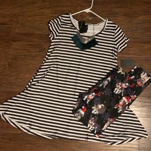 Shirt and leggings!